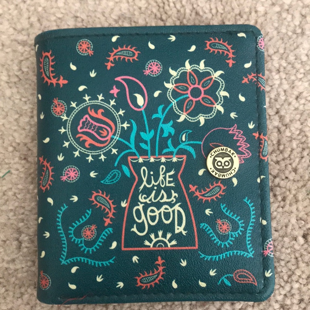 Life is good chumbak wallet